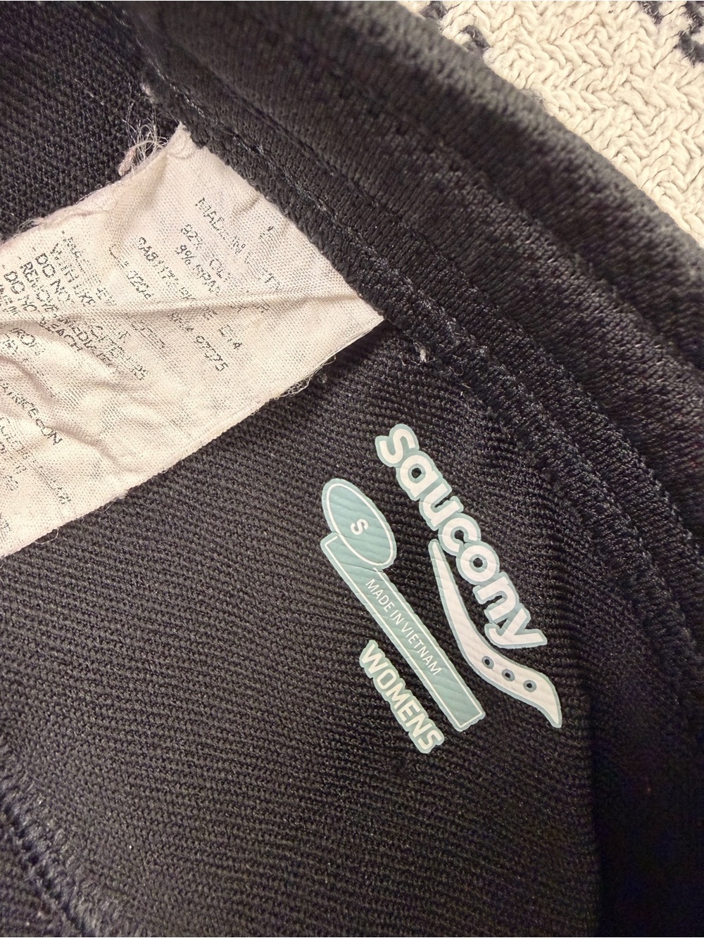 Women's lot 6 Nike Calvin Klein Puma Saucony leggings compression Pants Small S - Picture 14 of 16